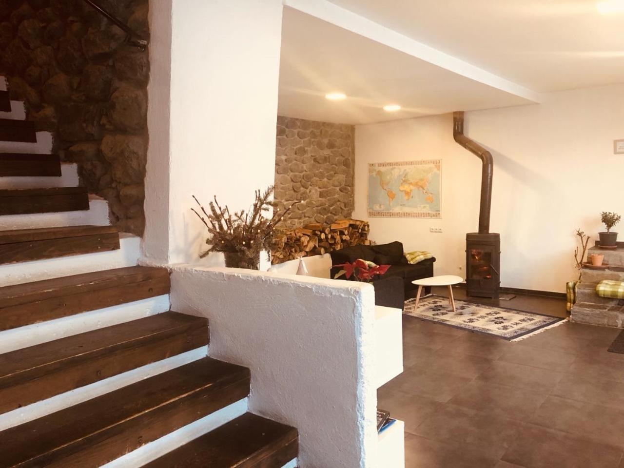 Bapsha Guesthouse Mestia Exterior photo