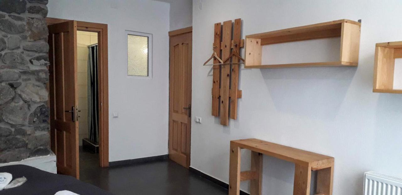 Bapsha Guesthouse Mestia Exterior photo